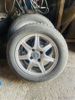 Ford Fiesta - 10