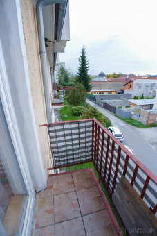 PRENÁJOM Byt 2+1 (52 m2) s dvoma balkónmi v centre Sp. Nová - 10