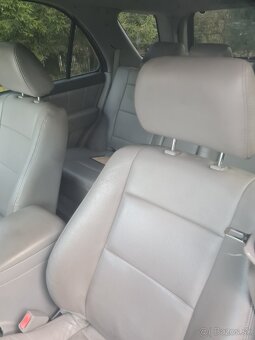 KIA SORENTO - 10