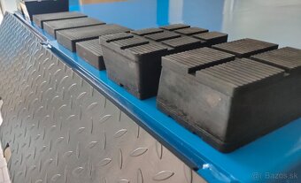 Nožnicový zdvihák 3.500 kg(na-do podlahy)ZÁRUKA - 10
