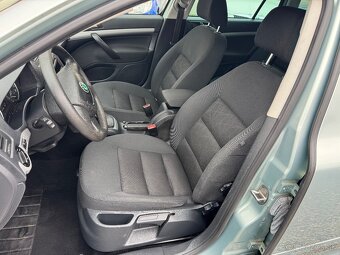 ŠKODA OCTAVIA 2 COMBI FACELIFT 1.2 TSI 77KW FAMYLI - 10