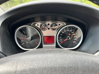 Ford Focus 1.8 tdci - 10