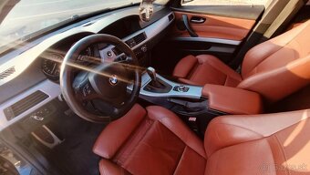 BMW e91 330xd - 10