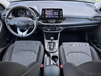 Hyundai i30CW 1.5 T-GDi 118kW mHEV AT7 Family - 10