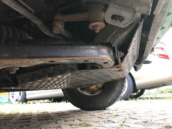Suzuki Vitara 1.6 - 10