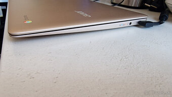 Chromebook Acer Aspire - rýchly, svižný - 10