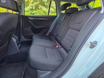 ŠKODA OCTAVIA SCOUT 2.0TDI 110KW 4X4 - 10