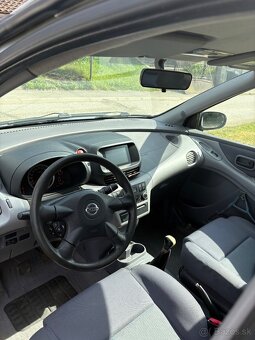 Nissan Almera Tino  1.8 Benzin - 10