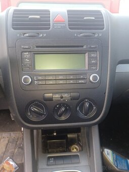 Rozpredám VW Golf V Variant 1.9Tdi 77kw BLS BXE - 10