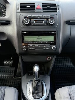 Volkswagen Touran 2,0 TDi Dsg 7miest - 10