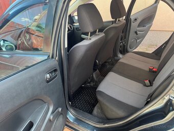 Mazda 2 1.3i 55kW, r.v. 2008 – spoľahlivé mestské auto - 10