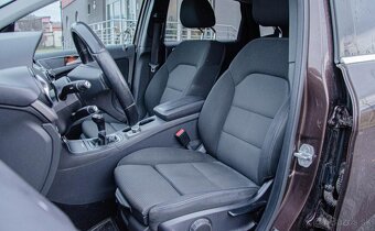 Mercedes-Benz B trieda 180 d - 10