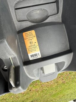 Vajicko Römer 0-13 kg + zakladňa Isofix - 10