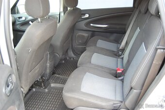 Ford S-Max - 10