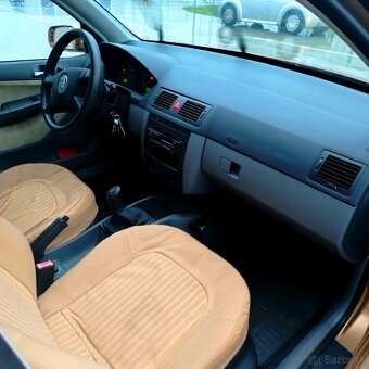 Škoda Fabia Comfort 1.4 44KW, r.v.2001, najazd iba 81000KM - 10