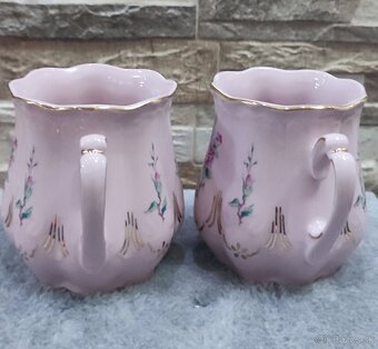 Růžový porcelán, 2 hrníčky bucláčky, Chodov - 10