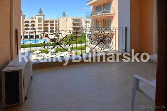 Prostorný apartmán 2+kk s výhledem na bazén-Slunečné pobřeží - 10