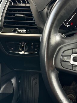BMW - 10