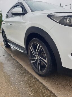 Hyundai - 10
