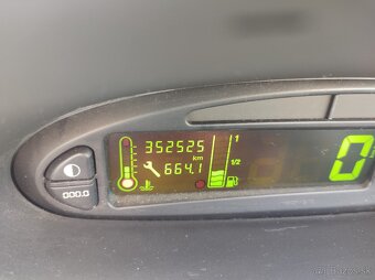 Citroen Xsara Picasso 2.0 HDI - 10
