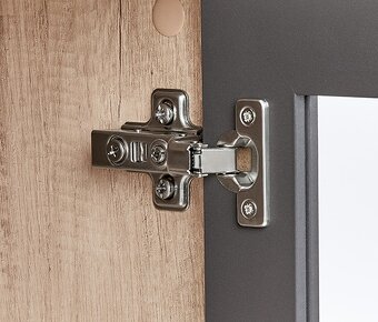 Nová Tchibo skriňa/vitrína v industriálnom štýle - 10