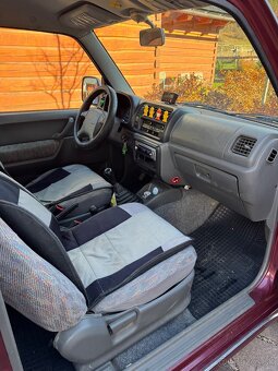 Suzuki Jimny 1,3 4x4 Benzín - 10