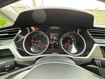 Predám VW TOURAN 2.0 - 10