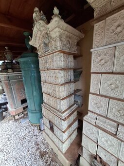 Kachlova pec starozitná, krásná - 10