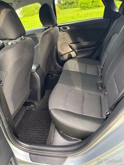 Kia Ceed 1.0 T-GDI - 10