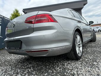 Volkswagen Passat 2.0 TDI BMT Comfortline DSG - 10