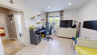 4-izbový rodinný dom v tichom prostredí - 10