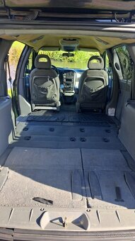 Predam CHRYSLER GRAND VOYAGER 2.8 stow'nGo 2007 - 10