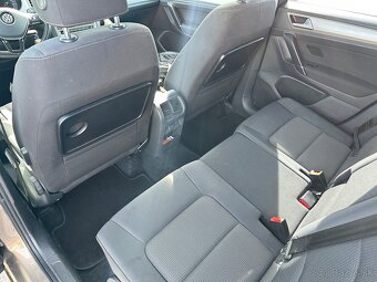 Predam VW Golf Sportsvan 1.2 tsi automat - 10