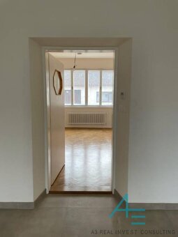 RD s parkovaním na ubytovanie ale aj na komerčné využitie. - 10