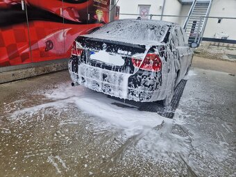 BMW 320D E90 - 10