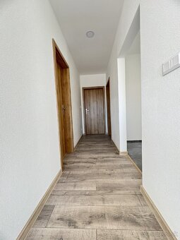 Na predaj novostavba 3i rodinného domu v obci Gajary. - 10