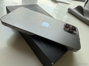 iPhone 12 Pro 256GB Graphite - 10