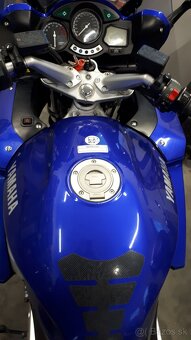 Yamaha FJR 1300 - 10