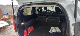 Dacia Lodgy 7 miestne - 10