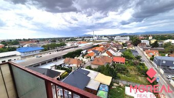 Predaj - 3izbový byt s balkónom - Topoľčany, Mexiko - 10