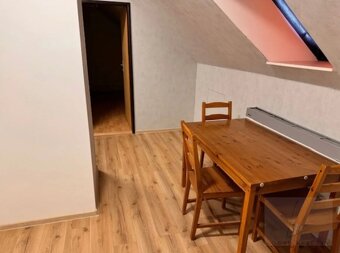 Dvojgeneračné bývanie v Novom Meste nad Váhom – 7 izieb, 2 k - 10