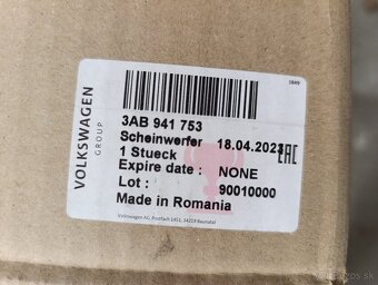 Ľ predný Bi-xenon VW Passat B7 - 10