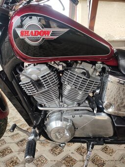 Honda Shadow VT 1100 - 10