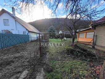 RODINNÝ DOM 90m2 NA POZEMKU 741m2, BZINCE POD JAVORINOU - 10