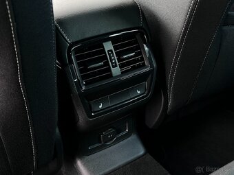 Škoda Karoq 2.0 TDI DSG 4x4 SPORTLINE VIRTUAL PANORAMA KAMER - 10