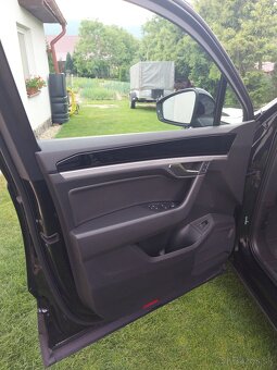 Volkswagen Touareg - 10