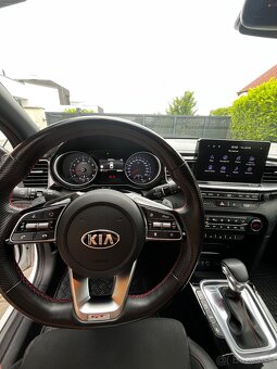 KIA Pro_cee’d 1.6 T-GDi GT A/T - 10