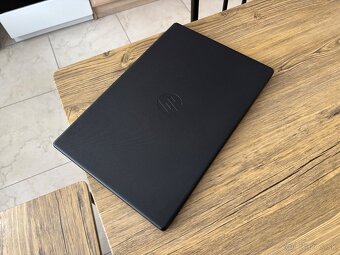 HP/Notebook/4GB RAM DDR5/128GB NVMe SSD/Intel HD (2GB) - 10