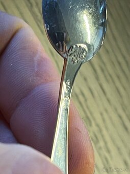 Starožitná strieborná lyžička - 10