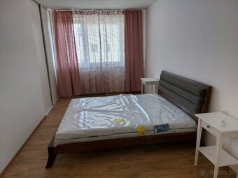 Prenájom NOVÝ 2 izbový byt s loggiou + parkovanie - 10